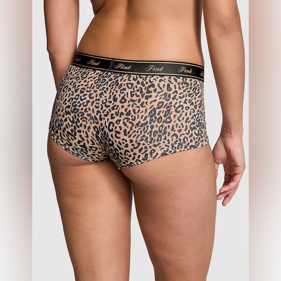 Victoria’s Secret Pink Wear Everywhere Super Push Up Bra 40B 40C & Panty Set - Picture 6 of 7